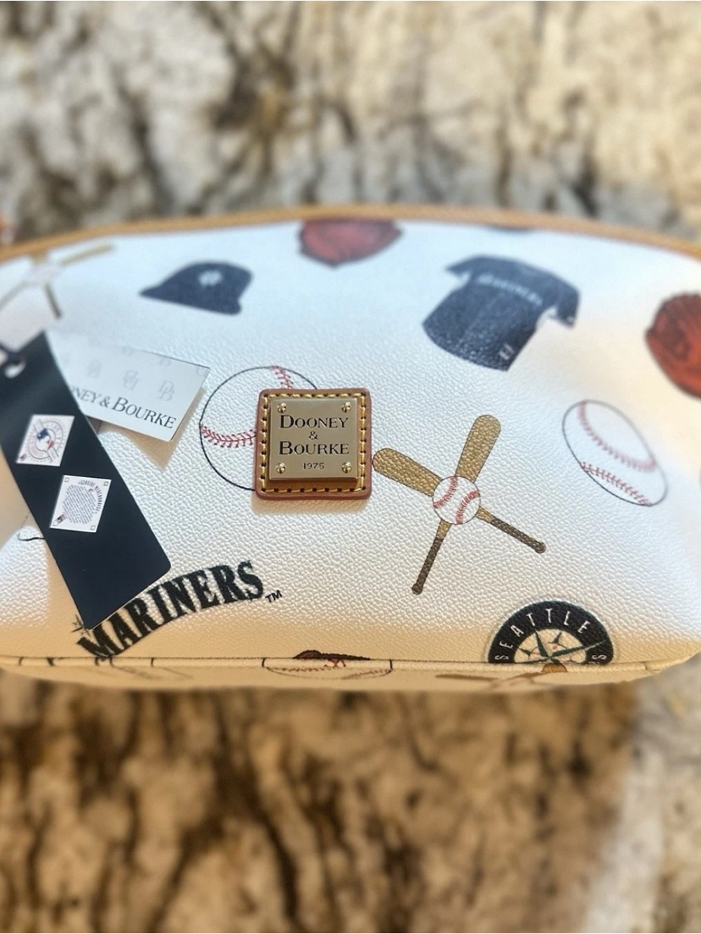 Dooney & Bourke Seattle Mariners MLB Cosmetic Case NWT